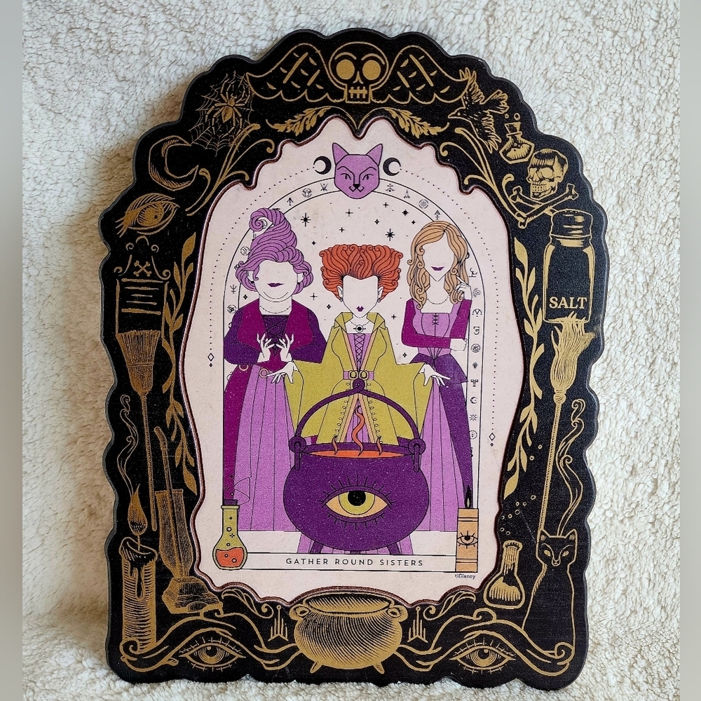 NWT Disney Hocus Pocus Three Sanderson Sisters Wall Halloween Decor, 9x12